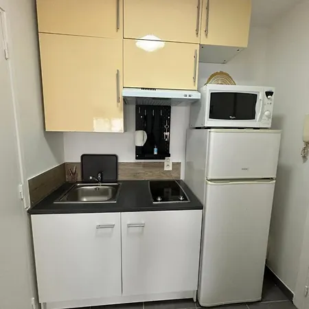 Beau Hippodrome Apartmán *